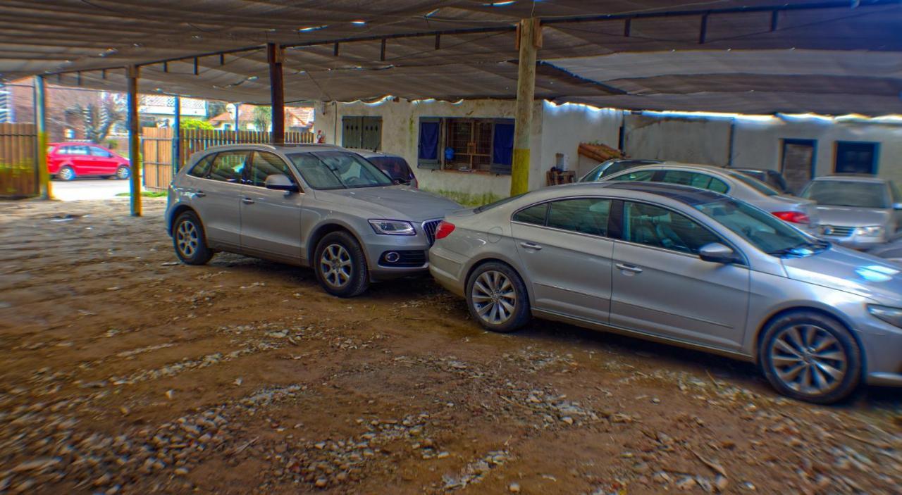 Bernie'S Bed & Breakfast , A 3 Kilometros Del Aerop Ezeiza, Van ,In-Out, Free Ezeiza Airport Exterior foto