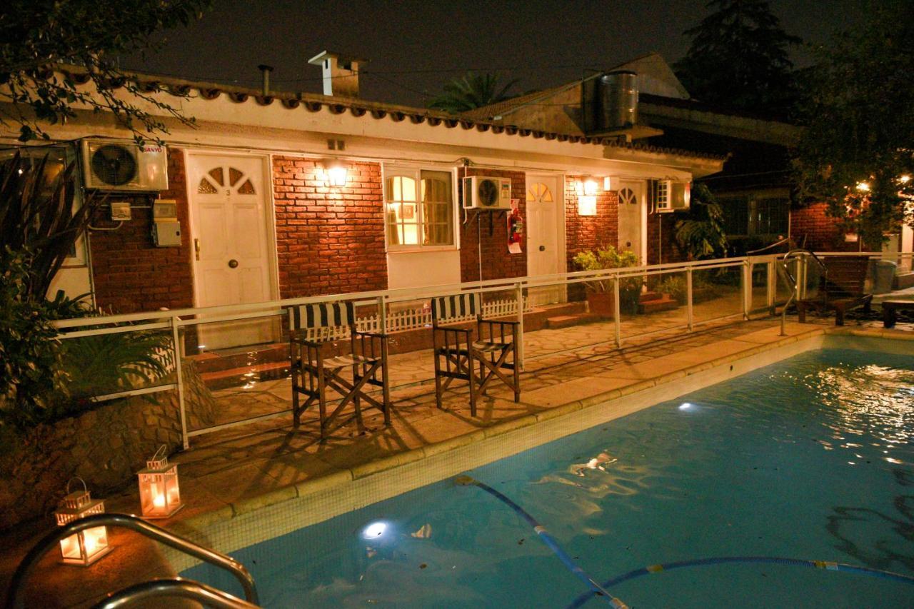 Bernie'S Bed & Breakfast , A 3 Kilometros Del Aerop Ezeiza, Van ,In-Out, Free Ezeiza Airport Exterior foto
