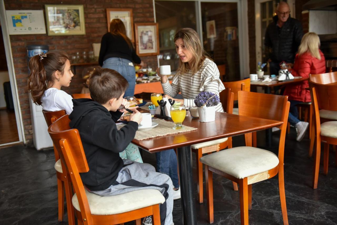 Bernie'S Bed & Breakfast , A 3 Kilometros Del Aerop Ezeiza, Van ,In-Out, Free Ezeiza Airport Exterior foto